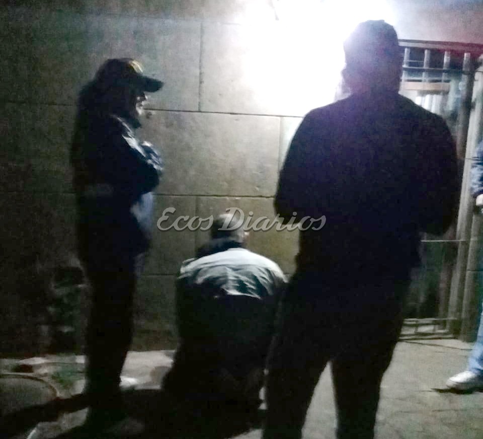 Policías acorralaron y atraparon a un hombre que estaba prófugo Ecos