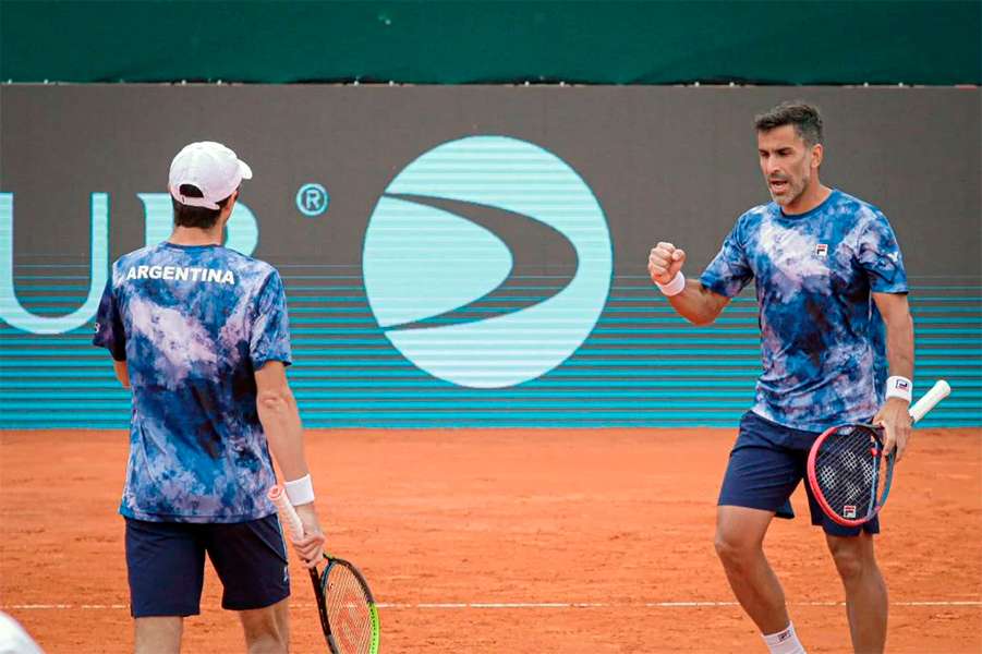 Argentina le ganó la serie a Lituania y avanzó a los Qualifiers tras el triunfo en el dobles