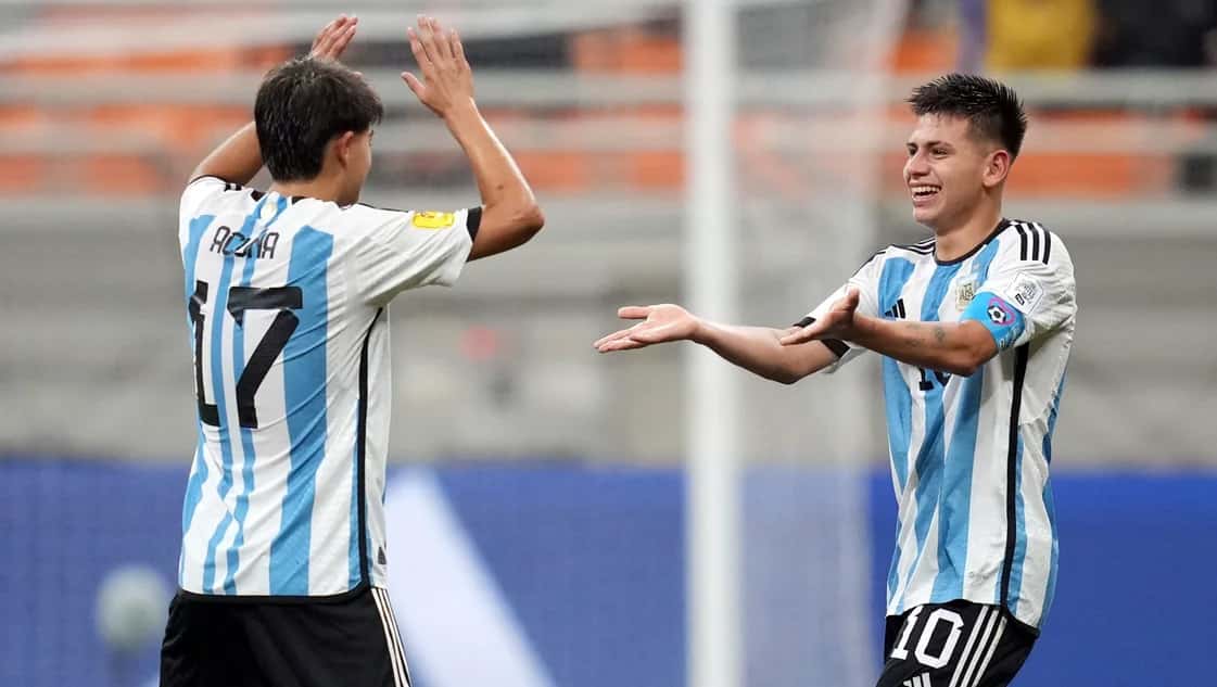 Mundial Sub 17: con un hat-trick del "Diablito", Argentina goleó a Brasil y está en semifinales