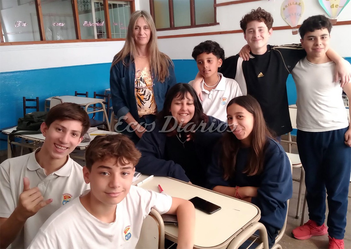 Estudiantes del colegio “Nueva Pompeya” pidieron que se mejore la plaza de la avenida 58 y 79
