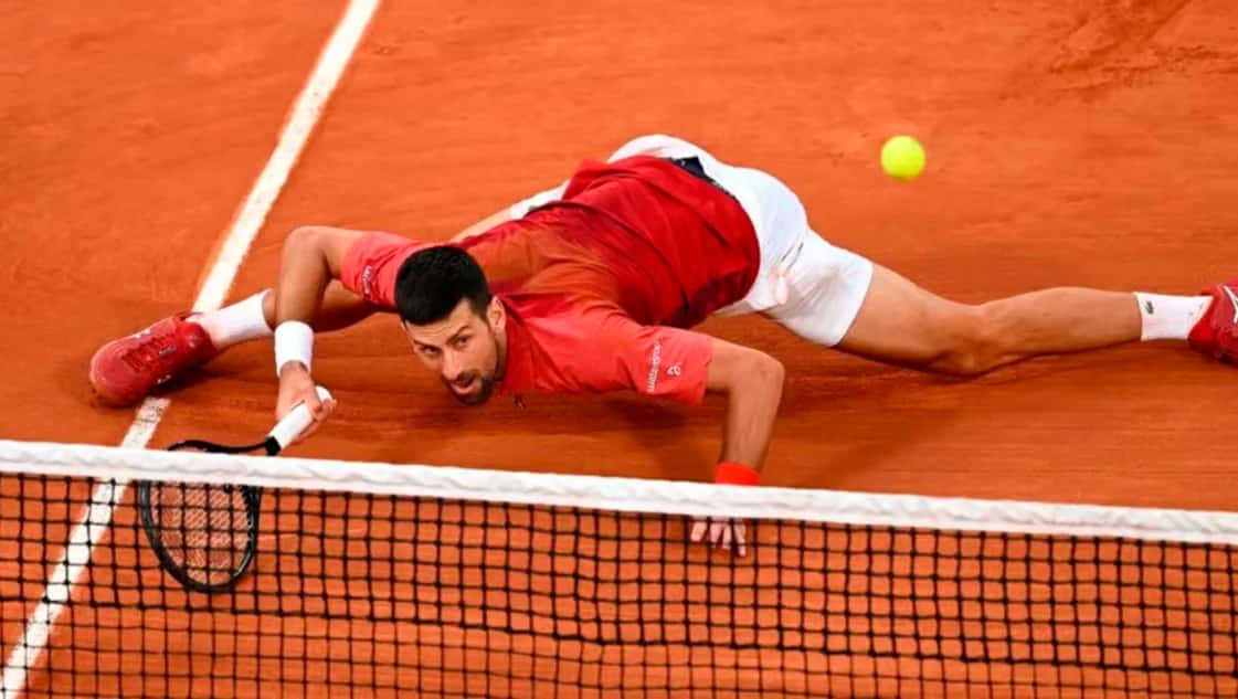 Novak Djokovic se retiró de Roland Garros y perderá el N°1 del ránking