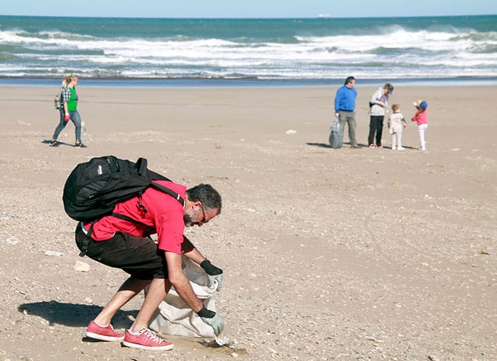 El sábado limpiarán un sector de playa y harán censo de residuos
