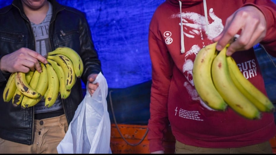 ¿Por qué se duplicó el precio de las bananas en pocos días?