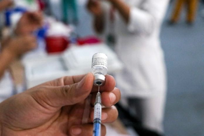 Ministros de Salud analizaron la suba de casos de Covid-19 y pidieron alentar la vacunación
