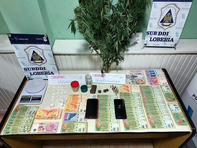 Hay dos detenidos por venta de drogas en Lobería