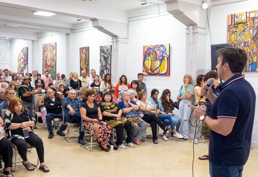 Nueva Necochea puso primera con un acto