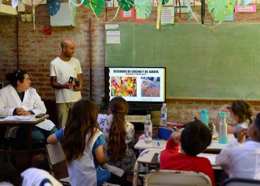 Mar del Plata puso en marcha un programa de compostaje en escuelas