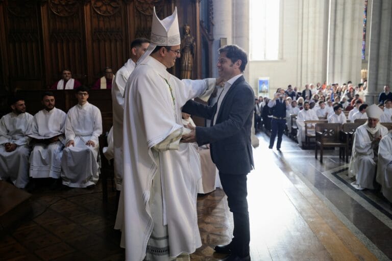 Gabriel Mestre asumió como el nuevo arzobispo de La Plata y clamó por “una patria más justa y fraterna”