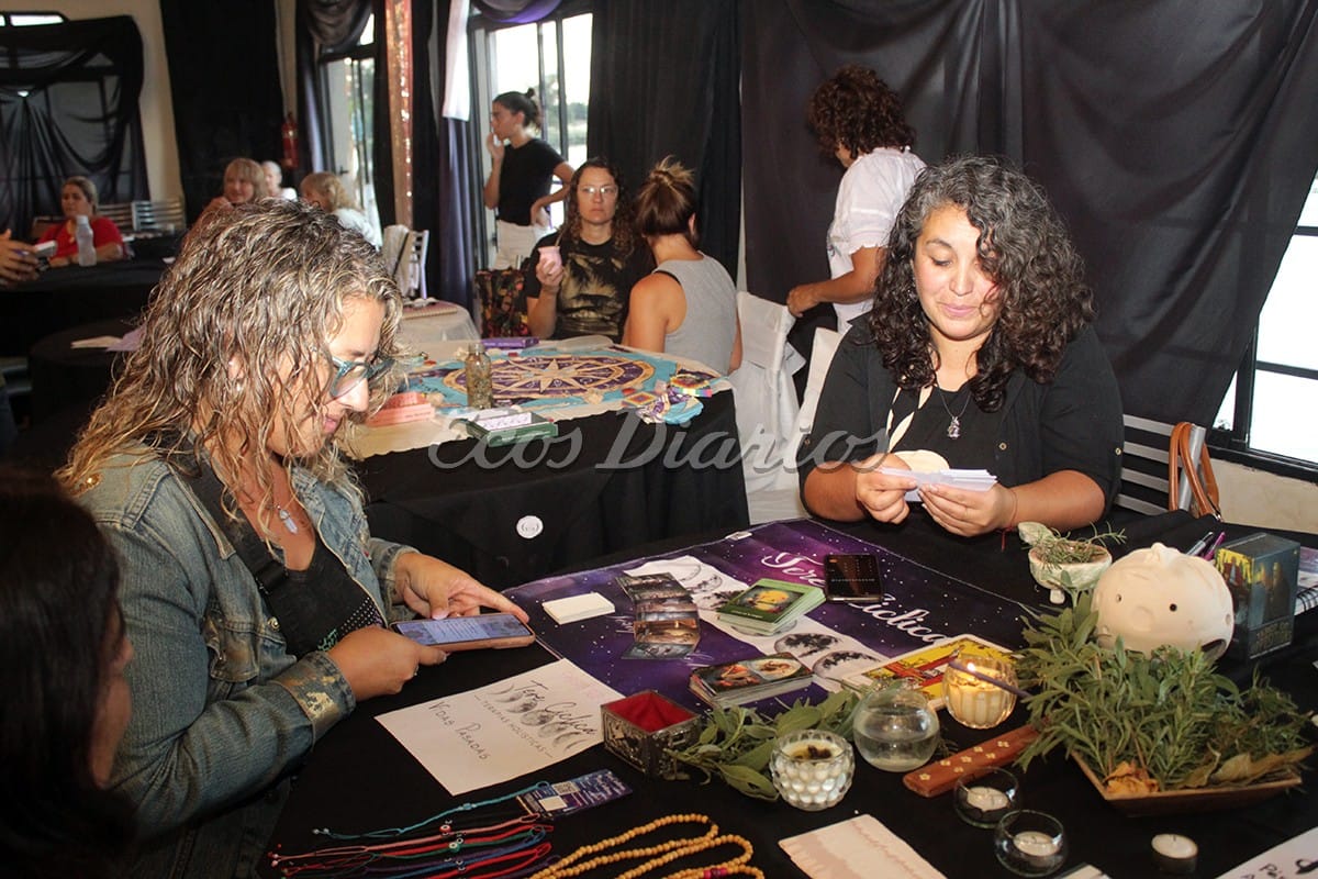 Se hizo un encuentro de pitonisas "para toda esa cosa mágica que tanto