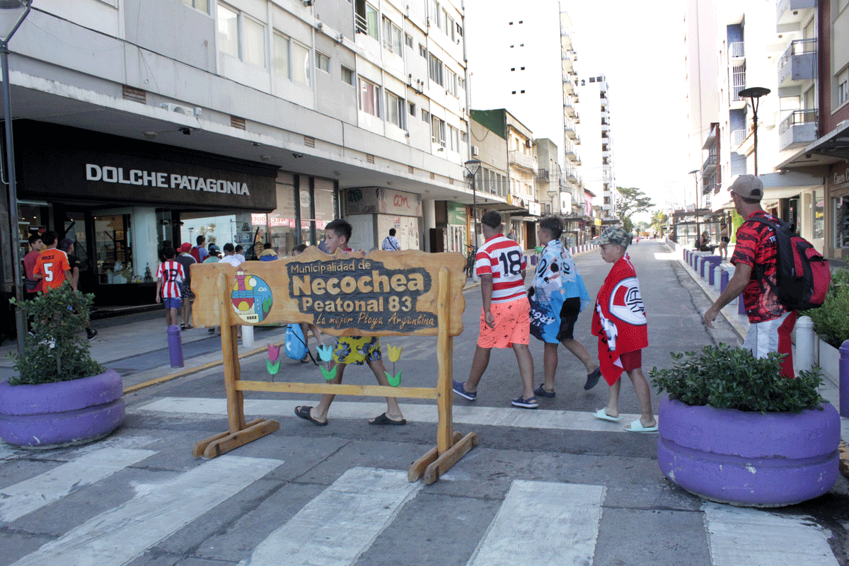 La peatonal se prepara en esta temporada