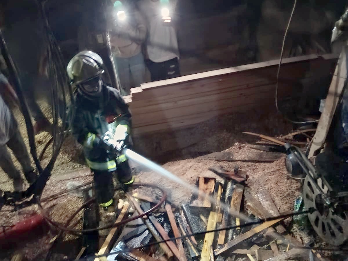 Susto en una maderera por un principio de incendio – Ecos Diarios Necochea